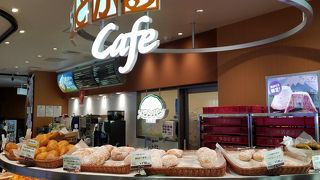 海ほたる4階のパン屋さん