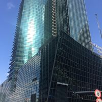 斬新な形のビル