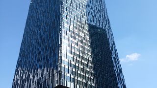 名古屋駅前の高層ビル