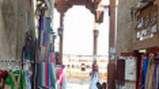 ドバイの古い街並みを残す歴史保存地区