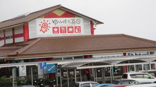 お土産屋さんが充実しています