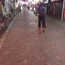 たくさんのお店が並んでいます