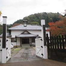 洒落た建物です