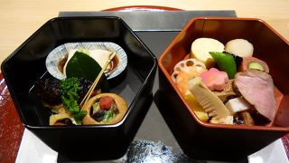 秀逸な日本料理店