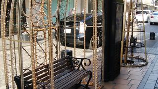 クイーン仕様の素敵なベンチ