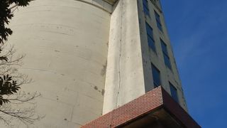 旧野方配水塔のある公園です