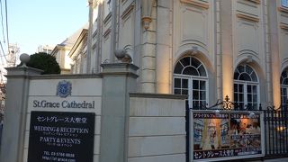 ロマンティックな雰囲気満点の結婚式場