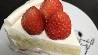 アンリ・シャルパンティエ 芦屋大丸店