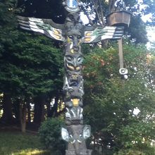 トーテムポール外観