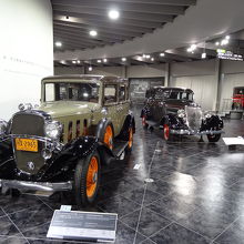 往年の名車がズラリ