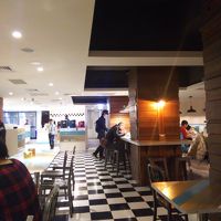 地下の朝食会場(以前はネットカフェTheBaseだった）