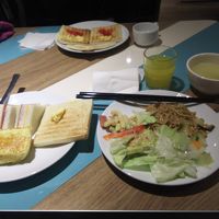 簡素だが朝食としては十分