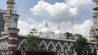 礼拝時間以外は見学可