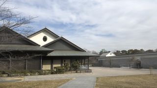 【写真スポット】名古屋城の隣にある能楽堂