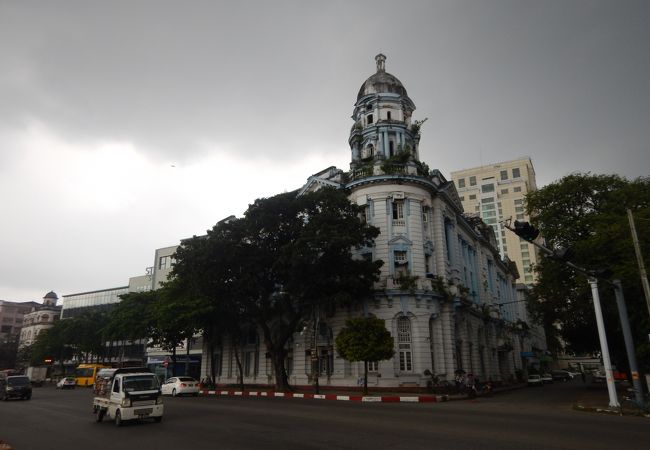 ミャンマー経済銀行第3支店