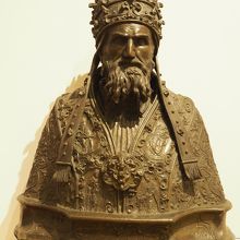 アレサンドロ・メンガンティ「教皇グレゴリオ13世の胸像」