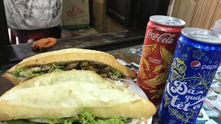 人気のバインミー屋さん。