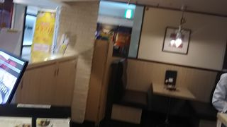 オムライスがおいしいいです。