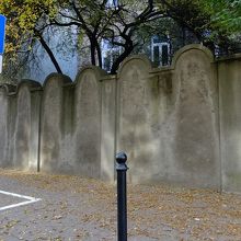 クラクフ・ゲットーを囲んでいた壁も、残っているのはほんの一部