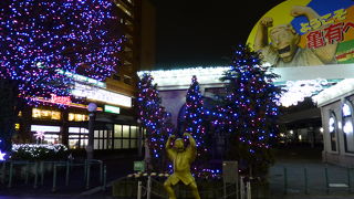 2月も電飾に包まれていました