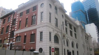 とても立派で素敵な近代洋風建築です