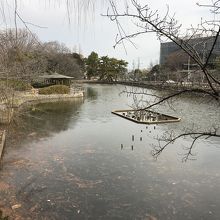 堀跡の池