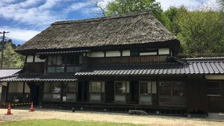 やまびこ交流館