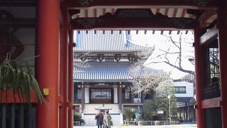 立派なお寺です