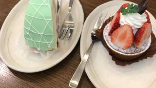 逗子銀座通りにあります。