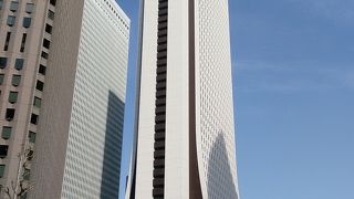 パンタロンビル