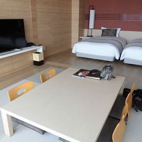 広めの和洋室です