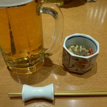 ビール・大ジョッキーとお通し