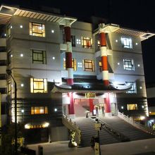 「ちゃんぽん城」のような威容を誇る