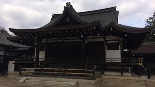 石清水八幡宮の麓にあります