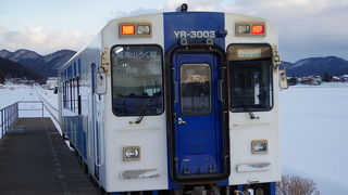 鳥海山の麓を走ります。