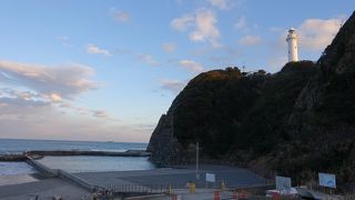 歌詞にも出てくる塩屋の岬