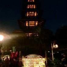 夜になりました