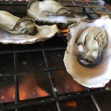 どんどん焼ける牡蠣