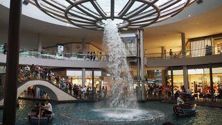 清涼感ある噴水