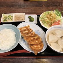 焼餃子、水餃子定食