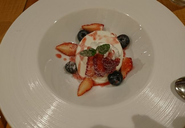 食後の駄弁り、スイーツと一緒に