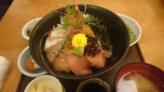 駅中で、美味い魚といえば♬*。