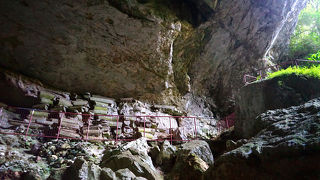 ルミアン洞窟