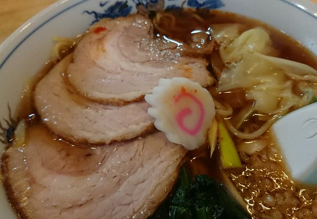 餃子やラーメンもいただける食堂