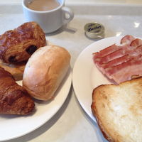 朝食　パンの種類が豊富です