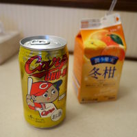 １階の自販機でカープ酎ハイ売ってました