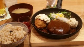 なんばウォークのヘルシー志向な洋食屋さん