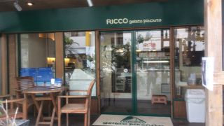  宮古島 中心部にあるジェラート屋さんです。