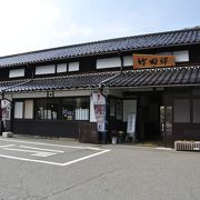 観光案内所のある竹田駅駅舎も見どころです。
