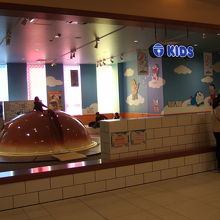 無料のプレイコーナー